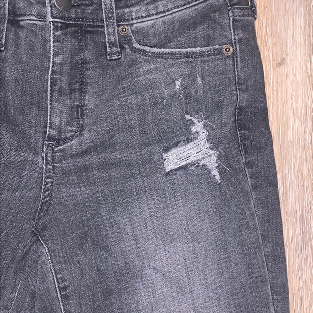 Jeans - Picture 2 of 5